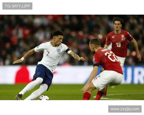 打造世界级足球俱乐部的成功之路：从青训到顶级联赛的全方位战略分析