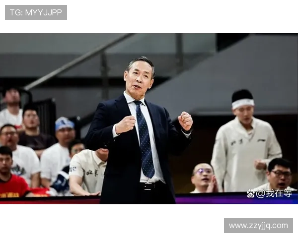 北京足球队灵活战术揭秘：如何在赛场上游刃有余展现实力与智慧