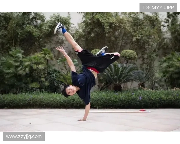 南京街舞队在滑板精英赛中的力量表现与技巧分析 南京街舞队在滑板精英赛中的力量表现与技巧分析