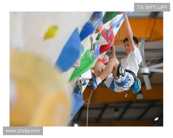 广州攀岩队与武汉攀岩队赛后复盘分析灵活性表现与战术对比