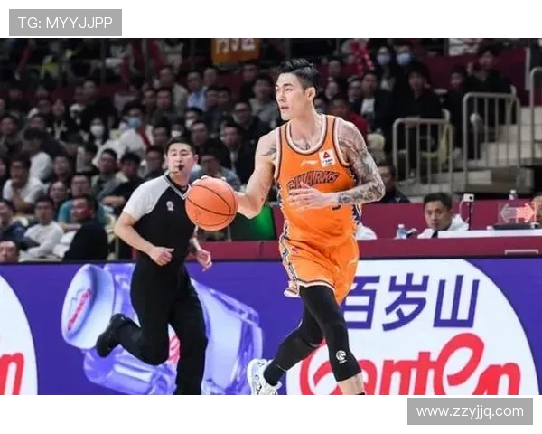 刘铮的奋斗人生与篮球梦想如何在赛场与生活中交织成辉